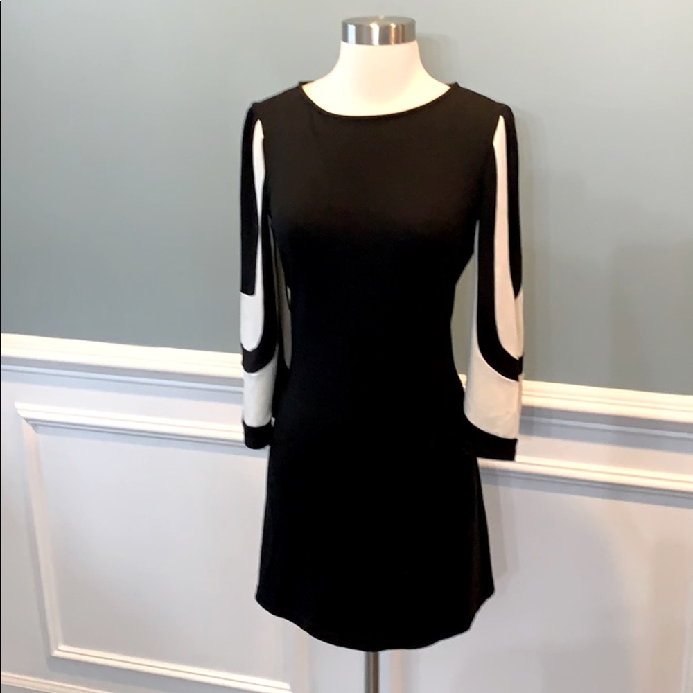 White House Black Market Bell Sleeve Dress